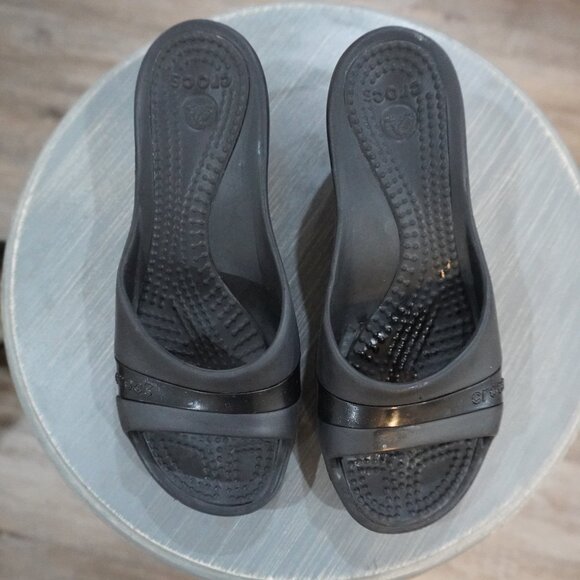 Women's Crocs Platform Wedge Slip-On Sandel - Black - Size 8 - Picture 2 of 10